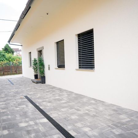 Anita'S Studio Apartments Любляна Екстериор снимка