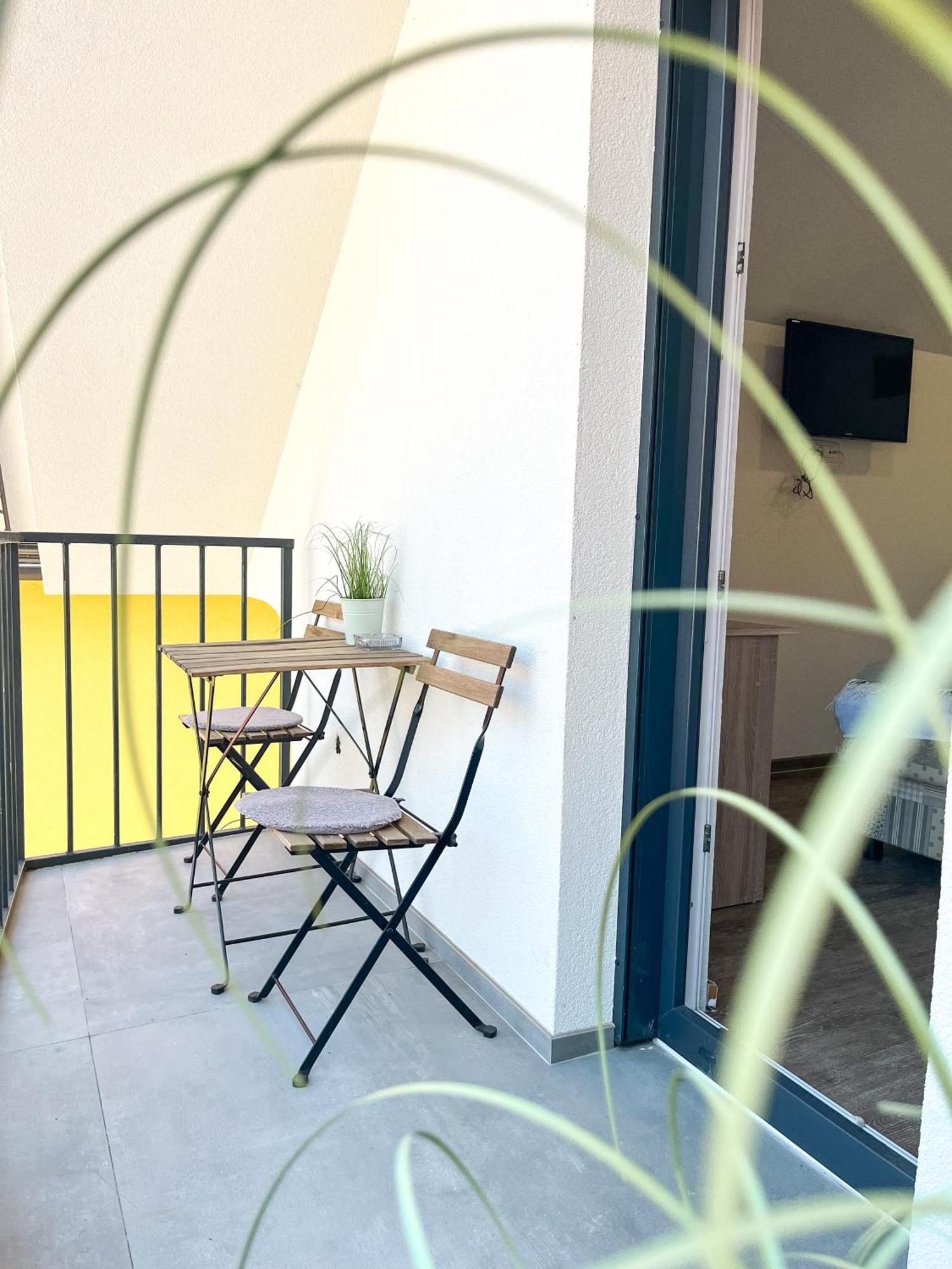 Anita'S Studio Apartments Любляна Екстериор снимка