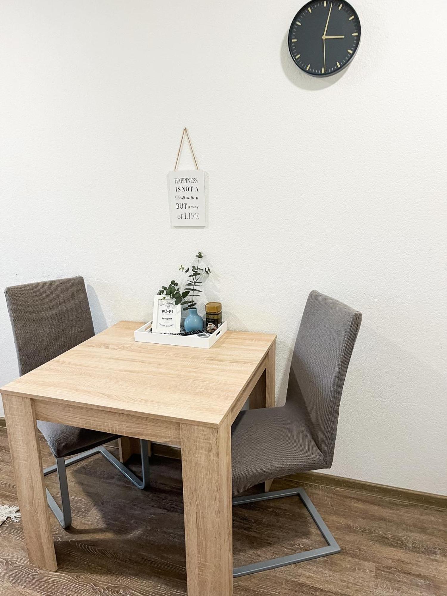 Anita'S Studio Apartments Любляна Екстериор снимка