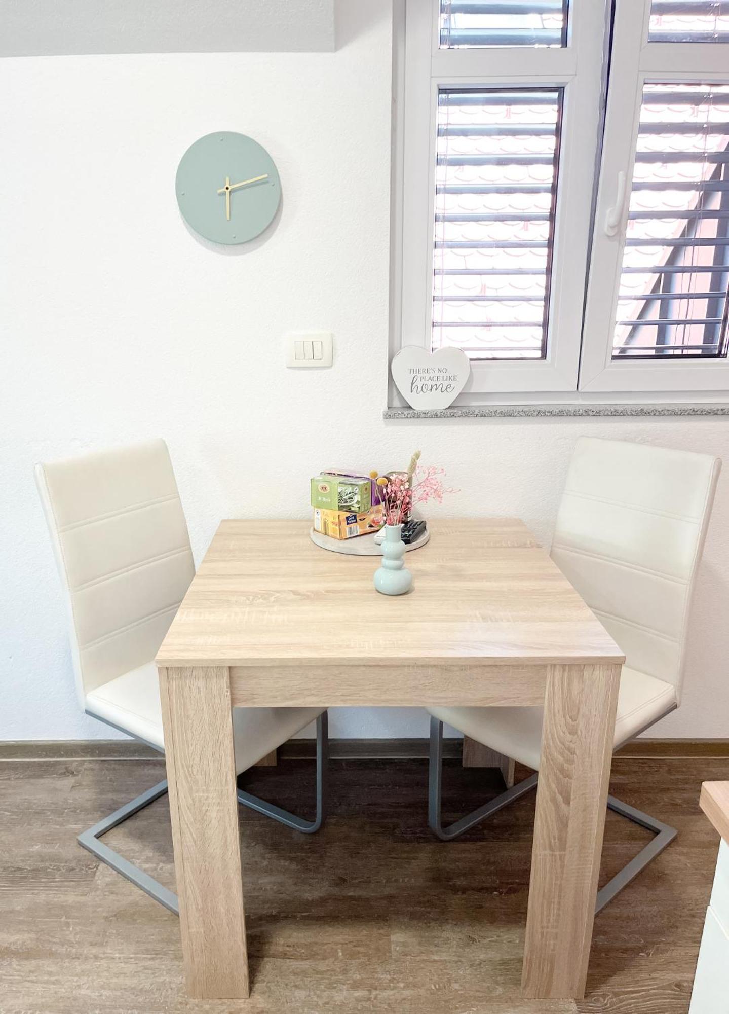 Anita'S Studio Apartments Любляна Екстериор снимка